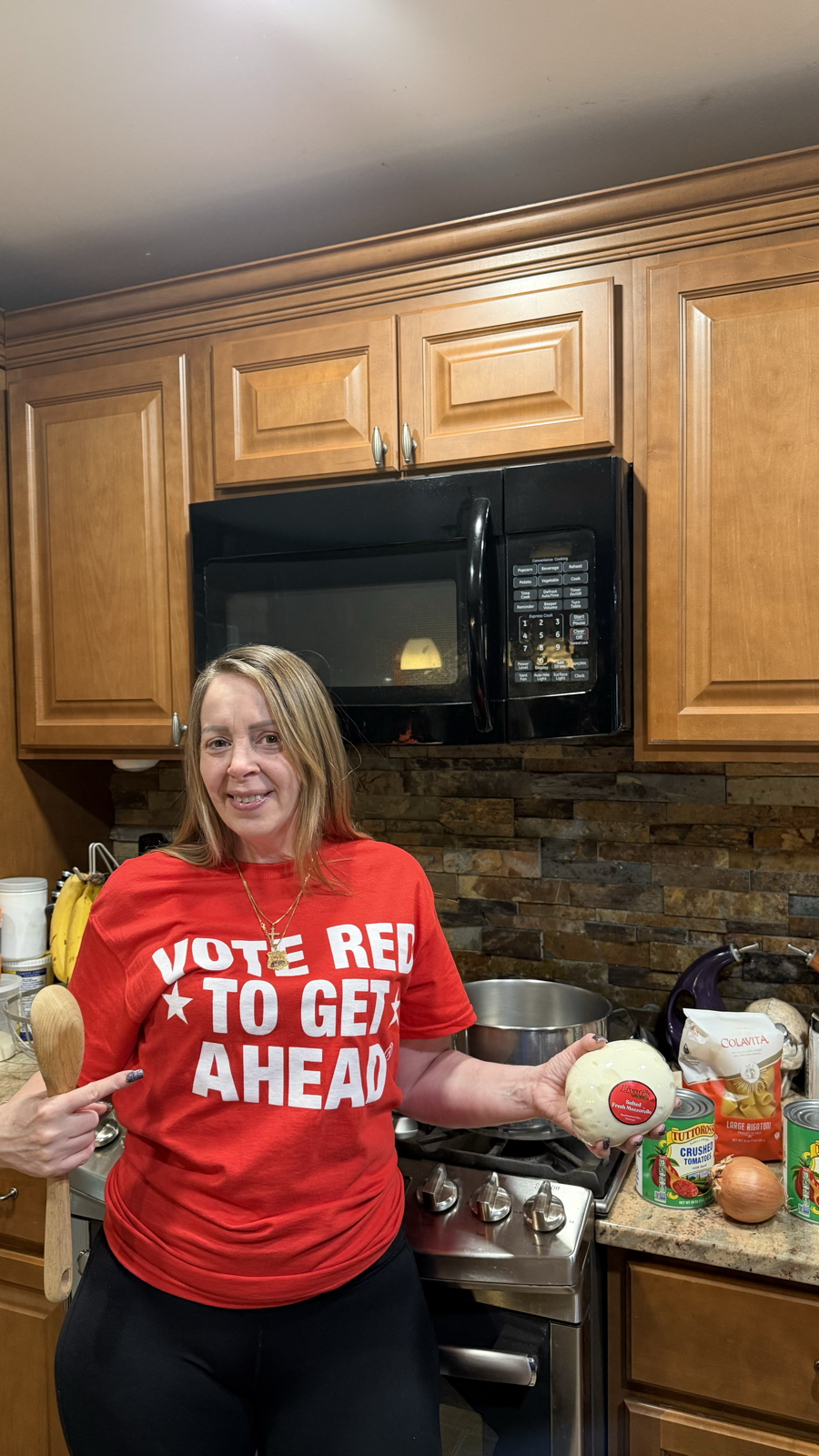 Vote Red gallery photo 3